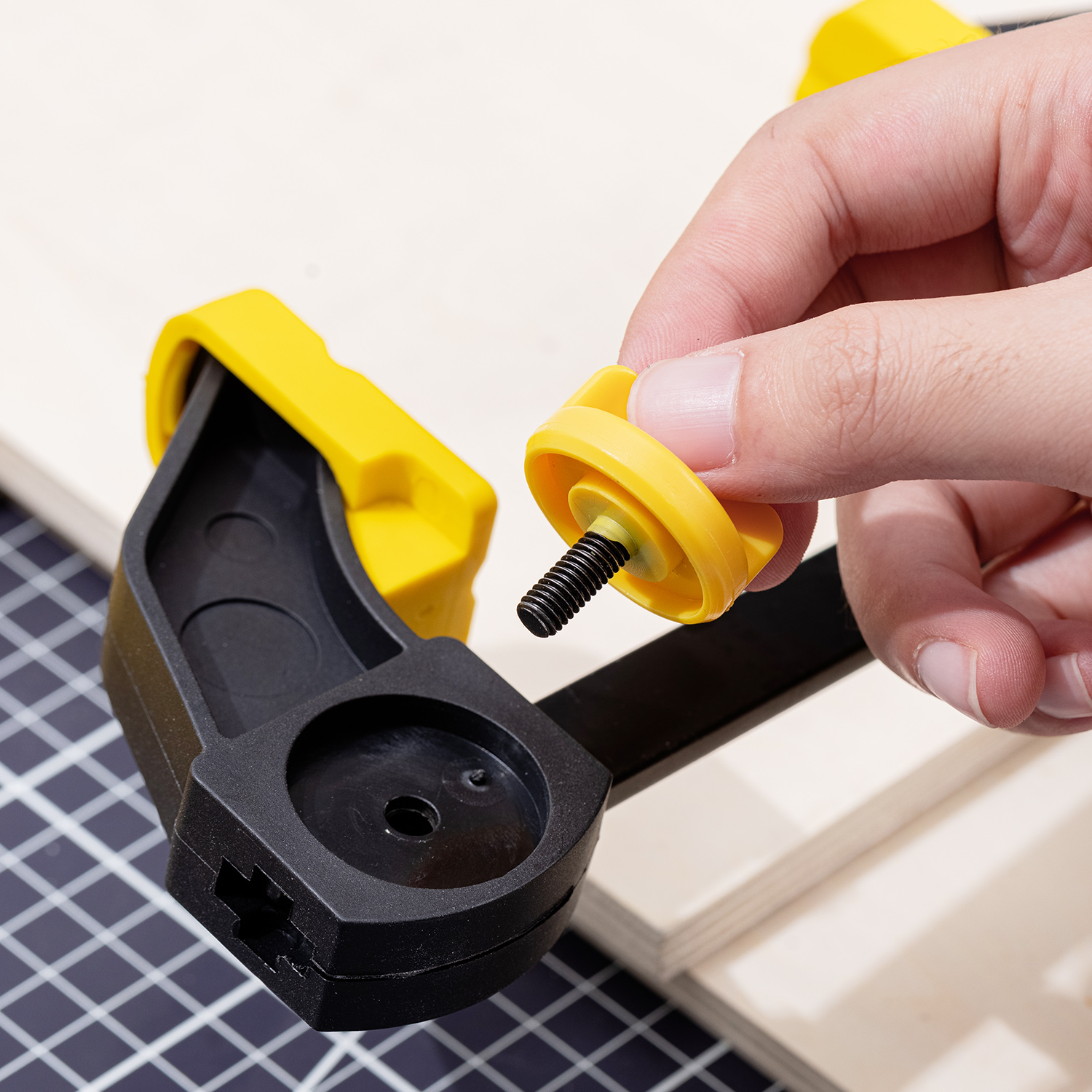 Deli 12 Inches Quick Bar Clamp - Woodworking Z Clips recensione e prezzo