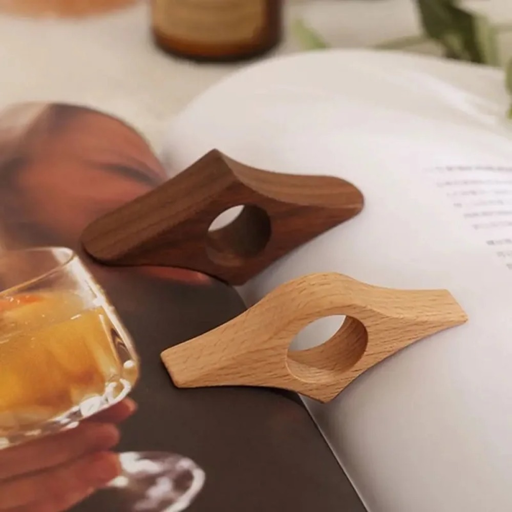 Solid Wood Thumb Book Support  - Woodworking School recensione e prezzo
